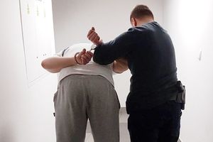wpadł przez narkotyki