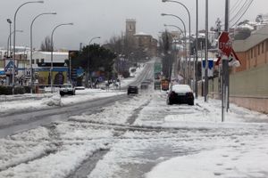 Pogoda. Śnieżyce i rekordowe fale w Hiszpanii. Sztorm Gloria pustoszy zachód Europy