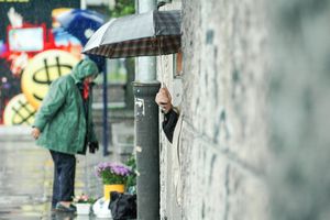 Pogoda na czwartek 21 listopada. Wichury, deszcz i śnieg w górach