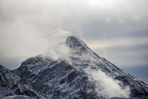 Pogoda w Tatrach. Śnieg, deszcz i wiatr. Będzie niebezpiecznie