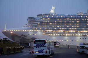 Koronawirus na wycieczkowcu Diamond Princess. Kolejne zakażenia, na pokładzie są Polacy
