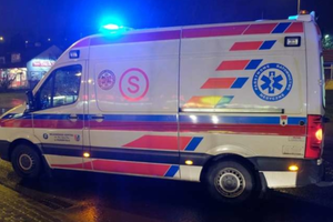 Wypadek w Borównie. Dzieci świętujące Halloween potrącone na pasach. Kierowca busa poszukiwany