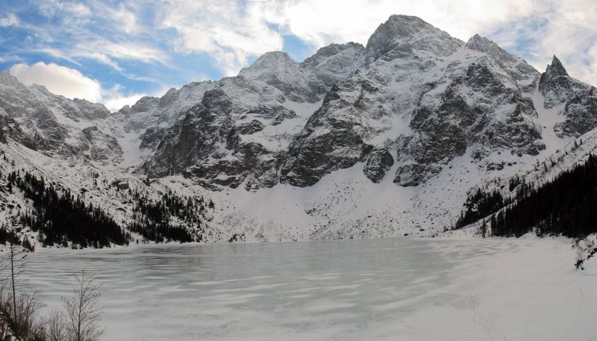 Pogoda. Zakopane i Tatry skute lodem. TOPR i TPN ostrzegają