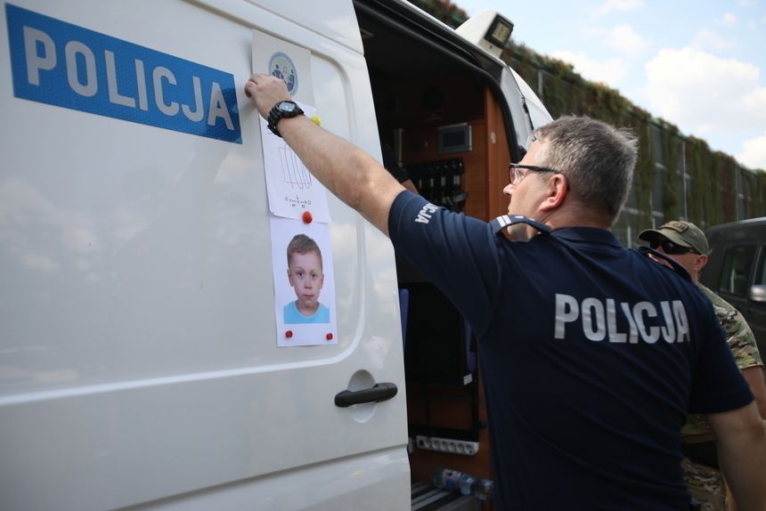 Ojciec Dawida wysłał matce chłopca dramatycznego sms-a. NOWE FAKTY ws. zaginionego 5-latka
