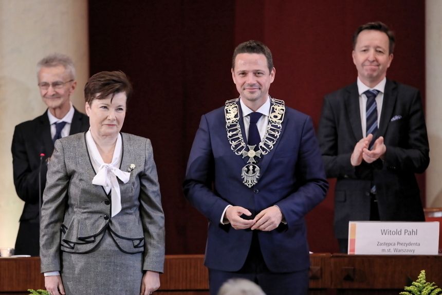 Warszawa. Rafał Trzaskowski zaprzysiężony na prezydenta stolicy|undefined
