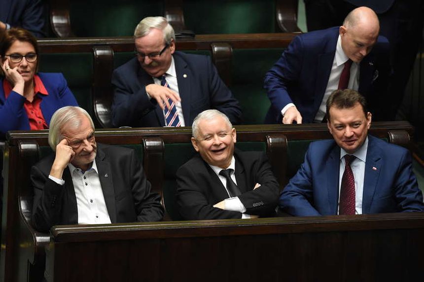 Sondaż|undefined