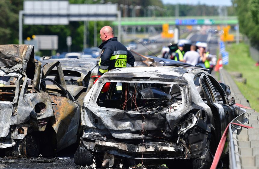 Karambol na A6. Kierowca TIR-a z Ukrainy ubiega się o polskie obywatelstwo