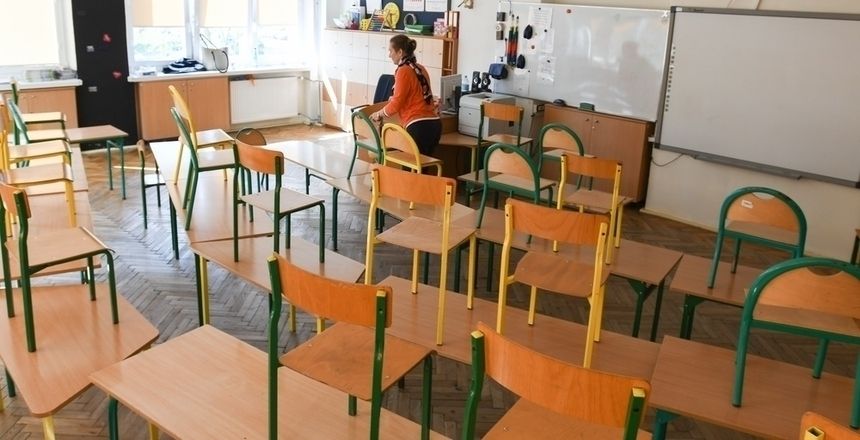 Warszawa. po wakacjach zabraknie 3 tys. nauczycieli w szkołach i przedszkolach