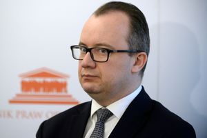 Jakub A. zatrzymany po zabójstwie Kristiny. Adam Bodnar: kajdanki zespolone niepotrzebne