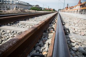Kraków. Nastolatek spowodował awarię kolejowej sieci trakcyjnej
