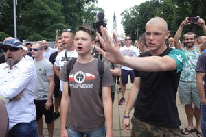 Marsz Równości i kontrmanifestanci w Częstochowie. Radio Maryja komentuje
