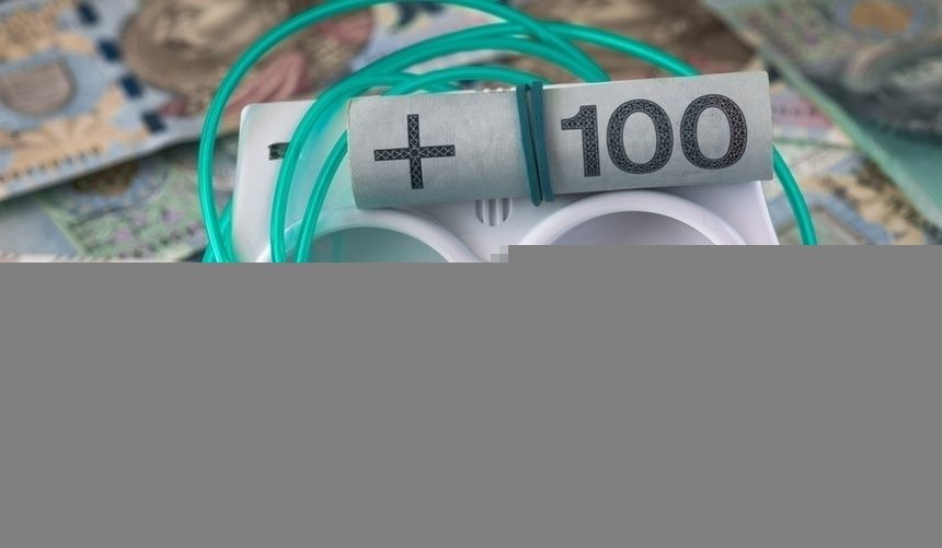 Podwyżki prądu. Spółki energetyczne nie wycofały wniosków o podwyżki cen energii|undefined