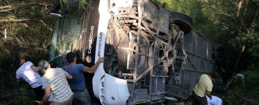 Wypadek autokaru w polskimi turystami w Turcji. Trzy osoby w stanie ciężkim