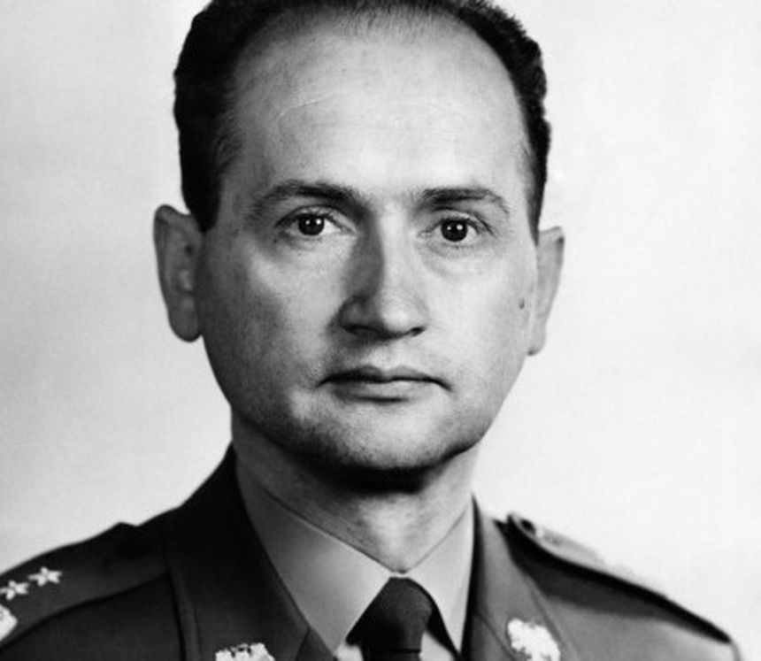 Wojciech Jaruzelski|undefined