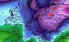 Temperatura na poziomie 850 hPa oraz ciśnienie zredukowane do poziomu morza (MSLP) 15.02