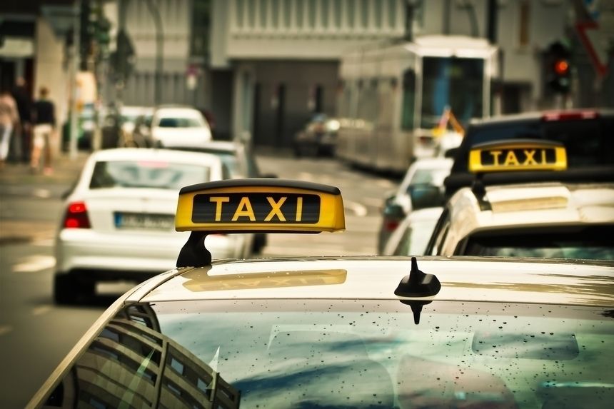 Taxi|undefined