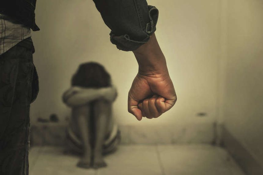 Molestowanie|undefined