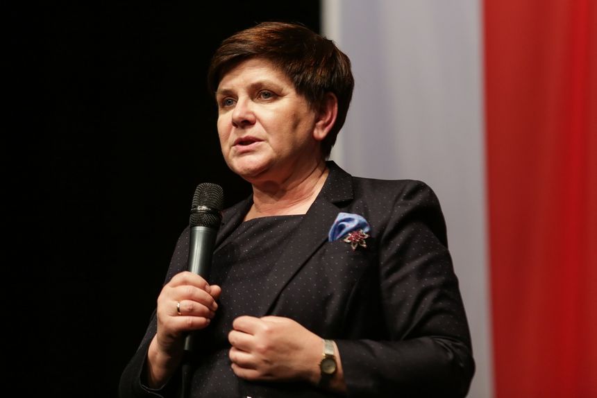 Beata Szydło|undefined