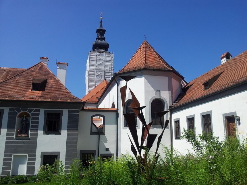 Klasztor|undefined