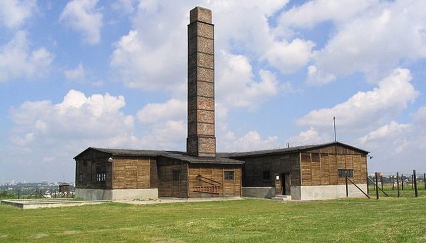 Majdanek|undefined