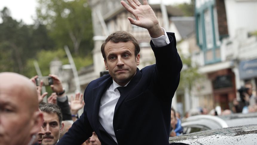 Macron|undefined
