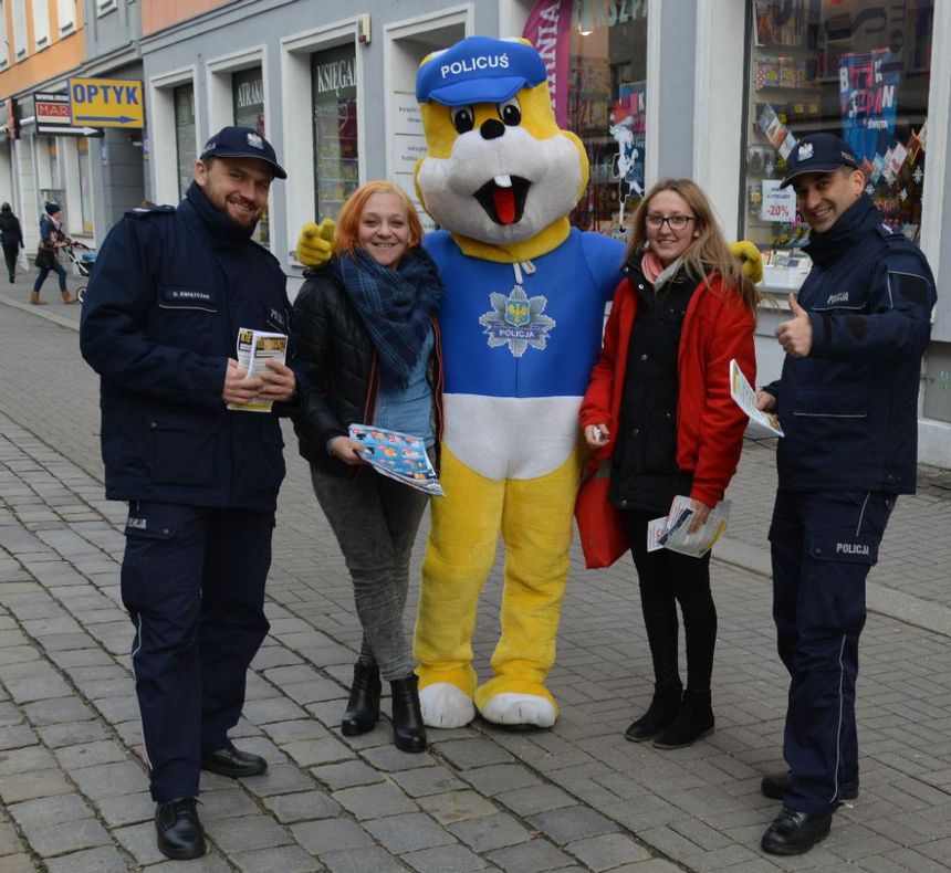 Opolska maskotka policji Policuś|undefined