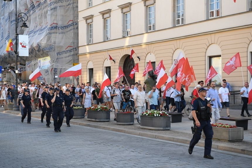 Warszawa|undefined