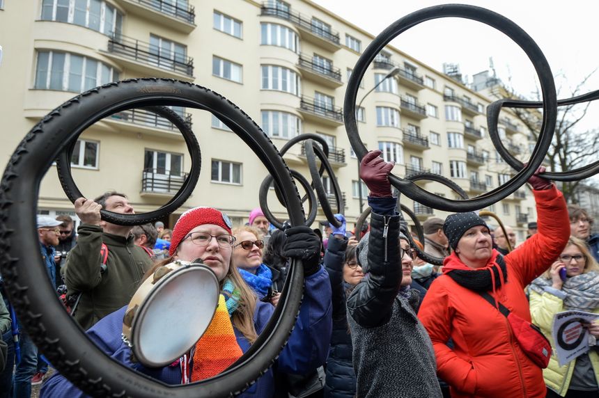 Protest|undefined