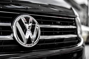 VW|undefined