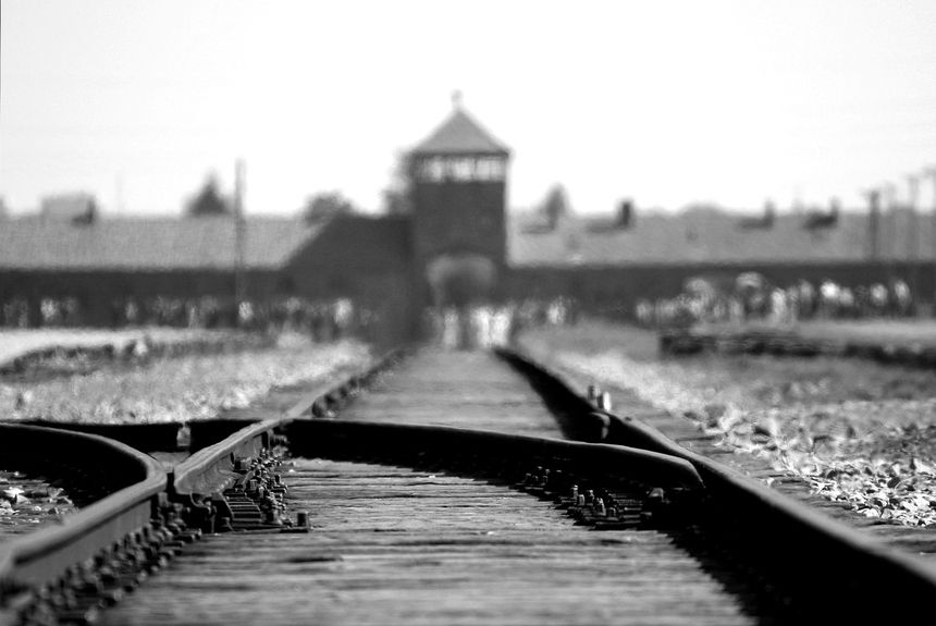 Auschwitz|undefined