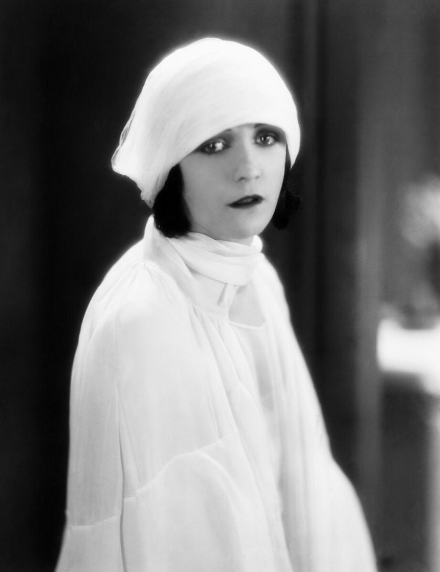 Pola Negri