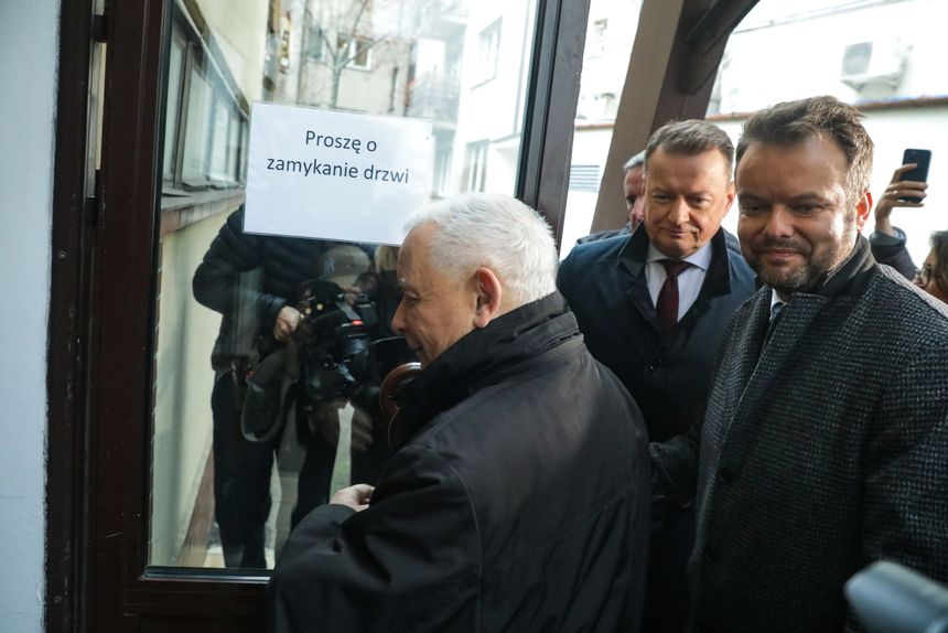 PiS