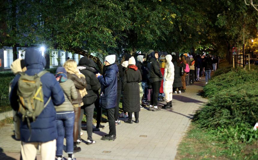 Kolejka na warszawskiej Woli 2023/Michal Zebrowski/East News