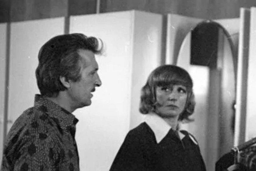 Kadr z serialu Czterdziestolatek - Danuta Zaborowska Aleksandrowicz