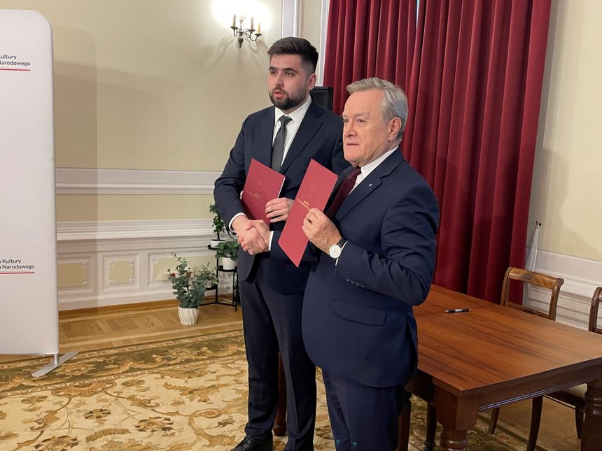 Jakub Banaszek, prezydent Chełma i Piotr Gliński, były minister kultury 