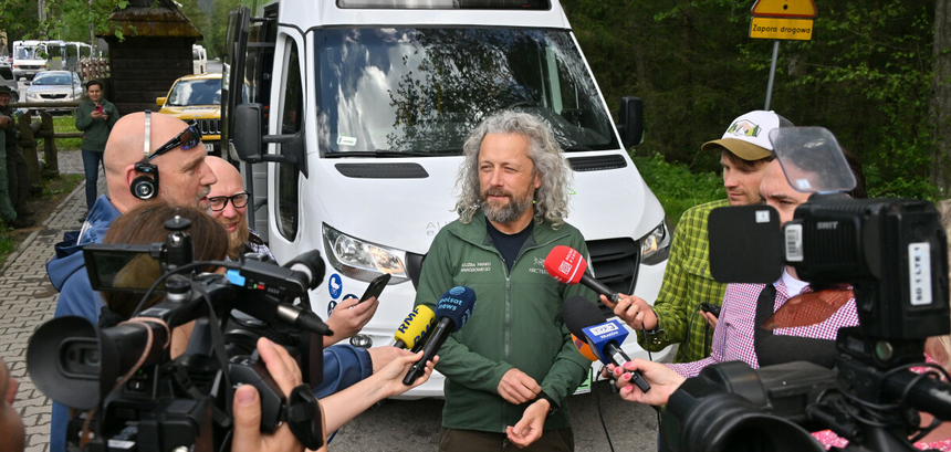 bus do Morskiego Oka