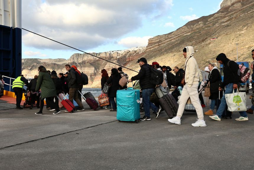 Santorini, trzęsienie ziemi i ewakuacja
