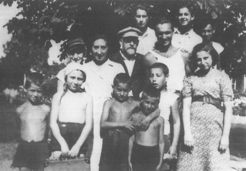Janusz Korczak z wychowankami