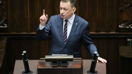 były minister obrony Mariusz Błaszczak w Sejmie