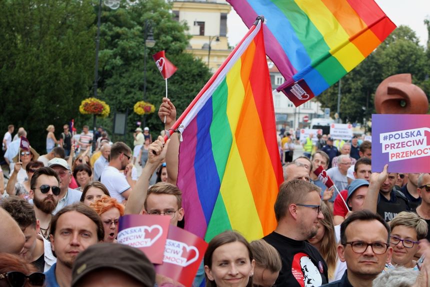 Manifestacja przeciw przemocy w Białymstoku