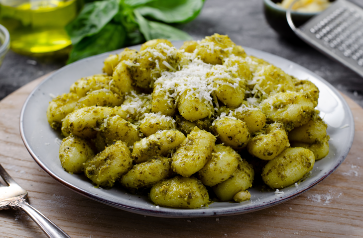 Gnocchi z bazyliowym pesto