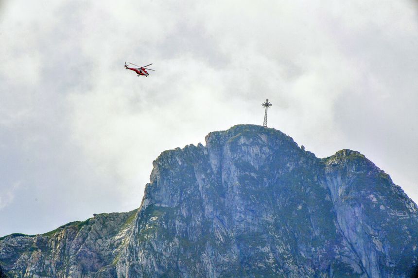 burza w górach, piorun uderzył w Giewont
