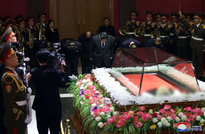 STR/AFP/East News