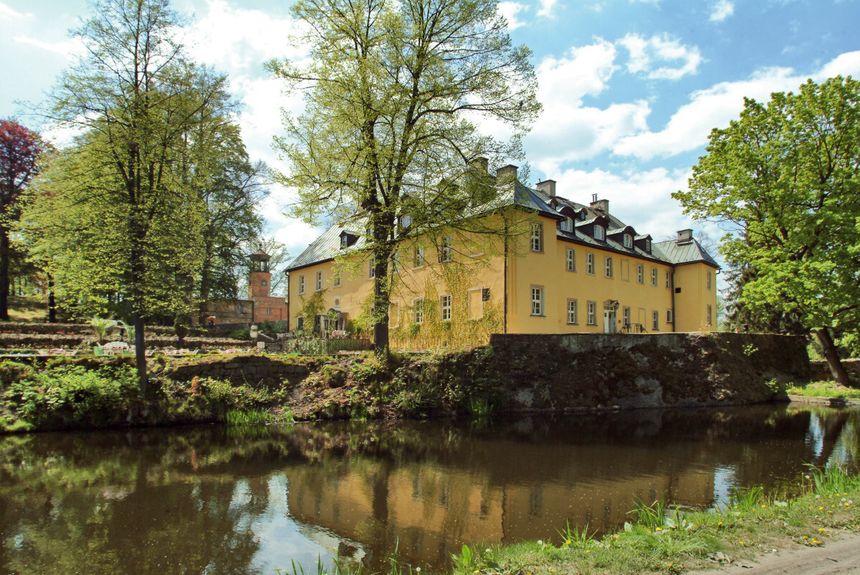 Pałac w Staniszowie