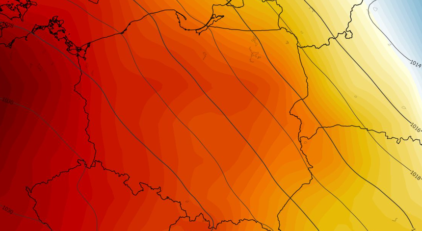 Anomalia temperatury na poziomie ciśnienia 850 hPa 26.05