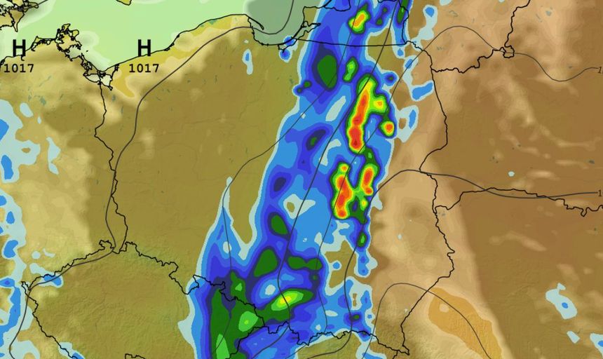 Chwilowe natężenie opadu, zachmurzenie, temperatura i ciśnienie 17.05