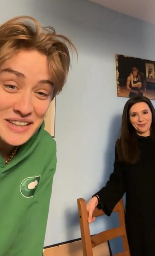Wpadka na transmisji live Katarzyny Zillmann i Janji Lesar. Pokazały romantyczne zdjęcie z sali treningowej