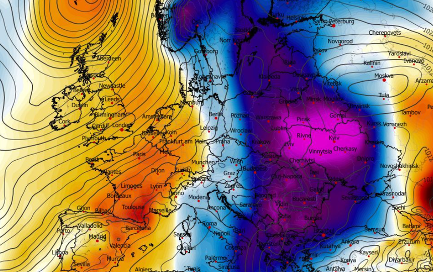 Anomalia temperatury na poziomie ciśnienia 850 hPa 12.01