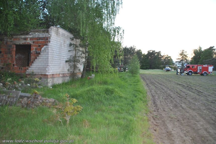 zawalił się pustostan
