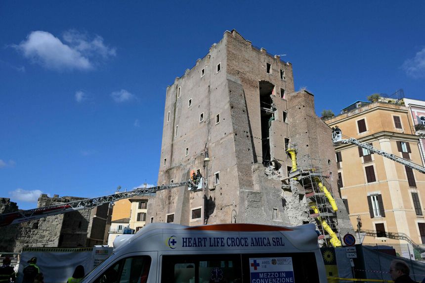 Rzym, Torre dei Conti